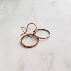 Copper Circle Earrings, small circle earring, antique copper circle earring, thin circle earring, simple copper earring, copper hoop earring