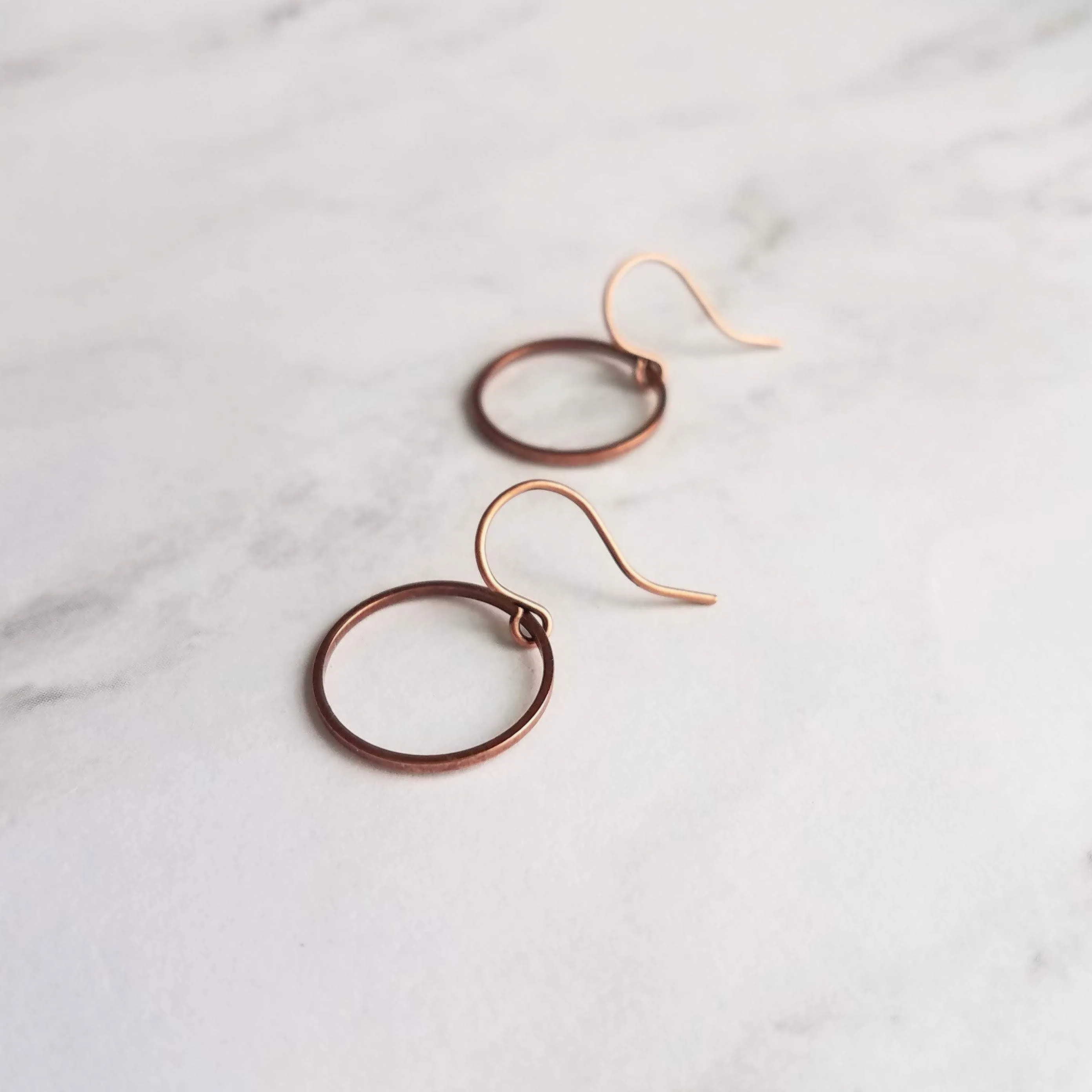 Copper Circle Earrings, small circle earring, antique copper circle earring, thin circle earring, simple copper earring, copper hoop earring