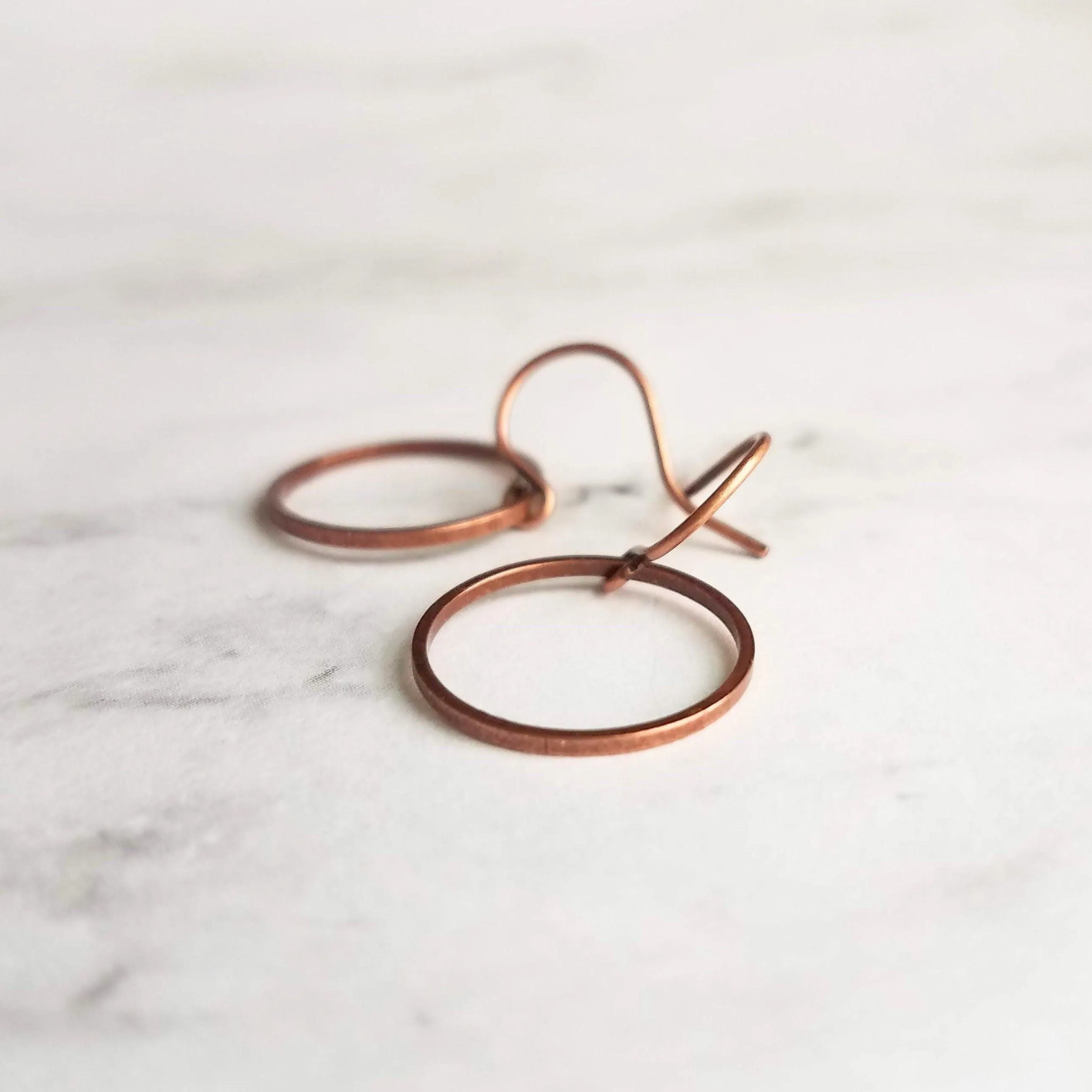 Copper Circle Earrings, small circle earring, antique copper circle earring, thin circle earring, simple copper earring, copper hoop earring