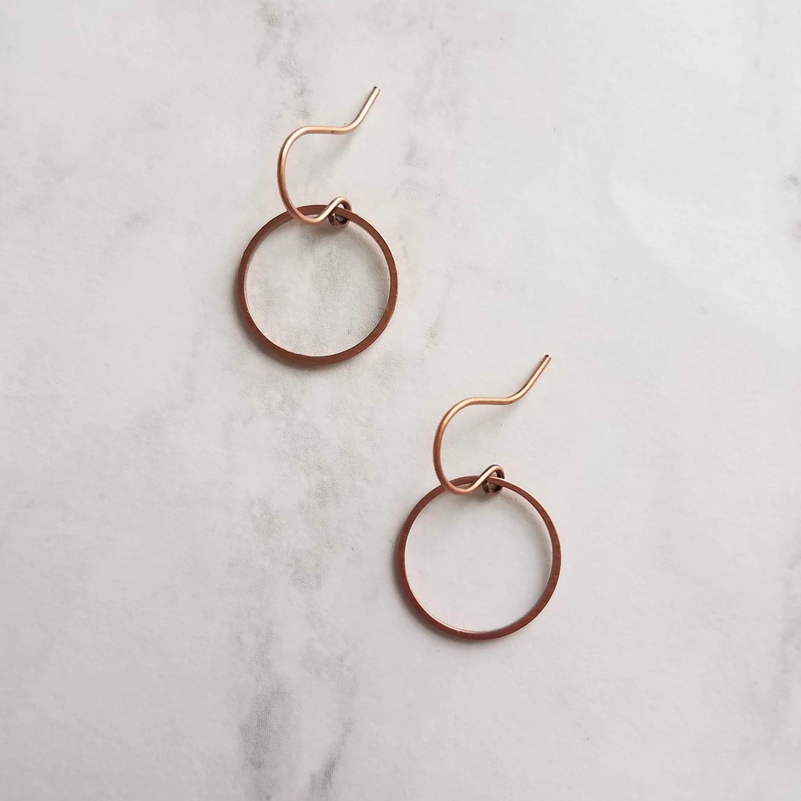 Copper Circle Earrings, small circle earring, antique copper circle earring, thin circle earring, simple copper earring, copper hoop earring
