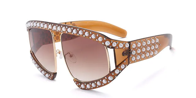 Fashion Women's Summer Sunglasses With Pearl Rivets - Red,Black