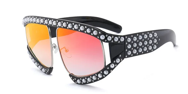 Fashion Women's Summer Sunglasses With Pearl Rivets - Red,Black