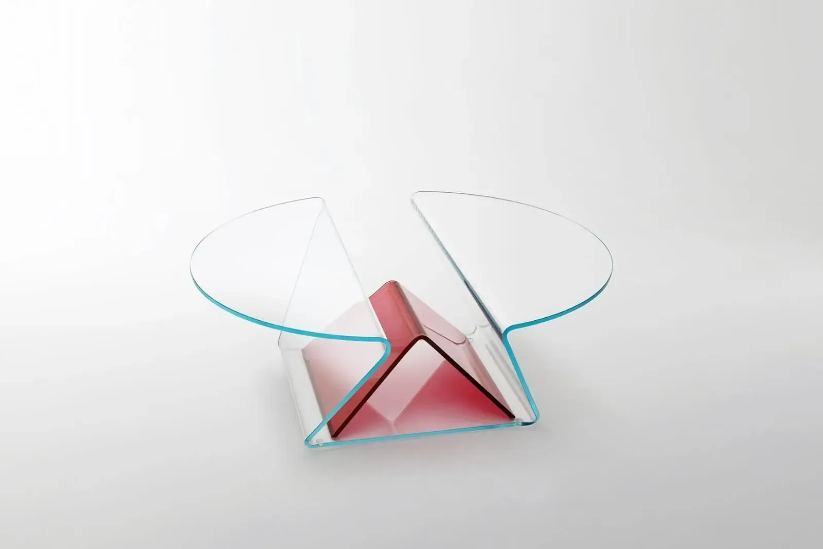 Plissé Low Glass Table