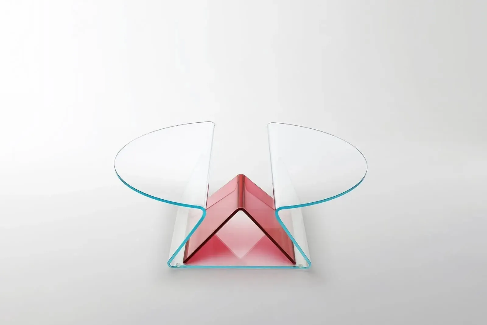 Plissé Low Glass Table