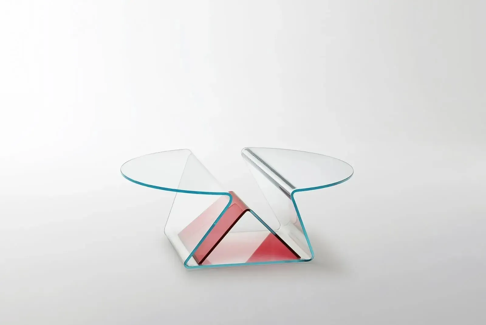Plissé Low Glass Table