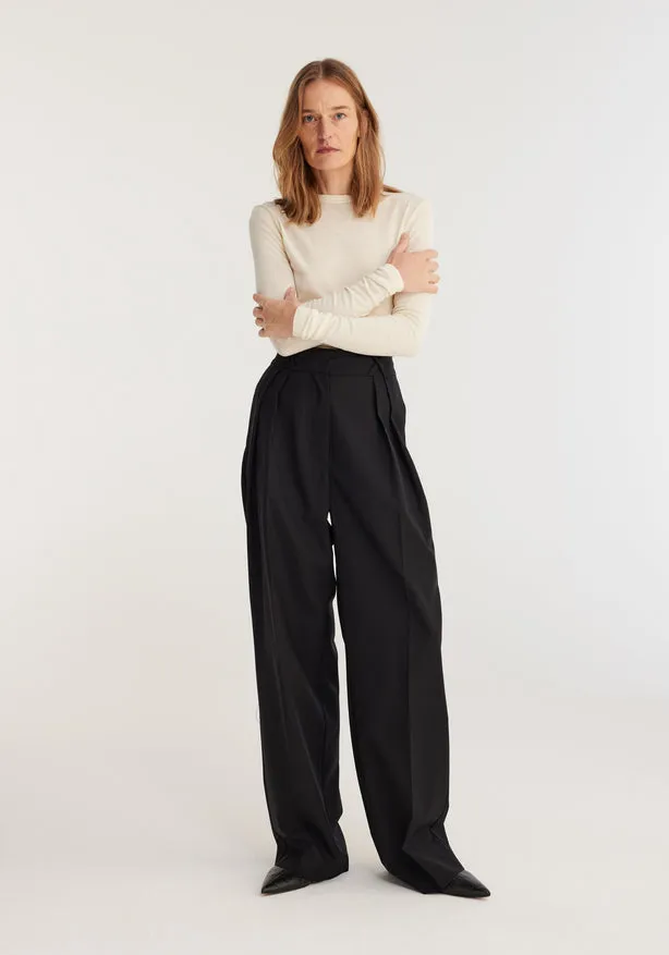 Wide Leg Trousers in Noir